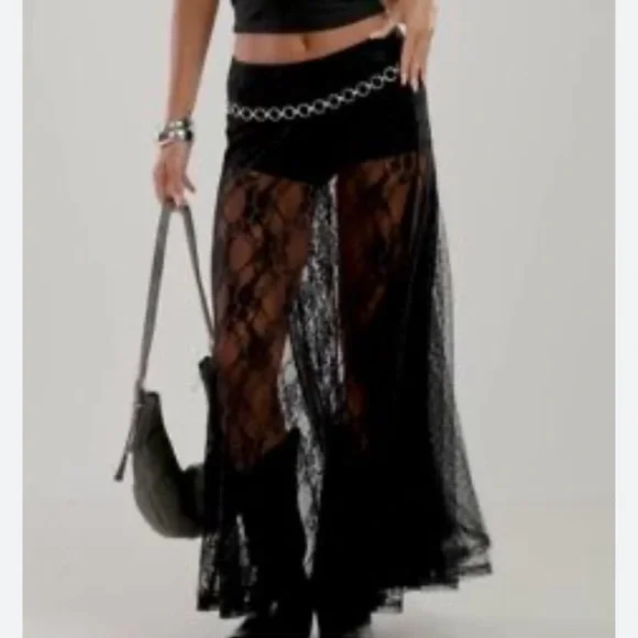 Black lace maxi skirt for festivals & fairs. Clubbing - Picture 6 of 6